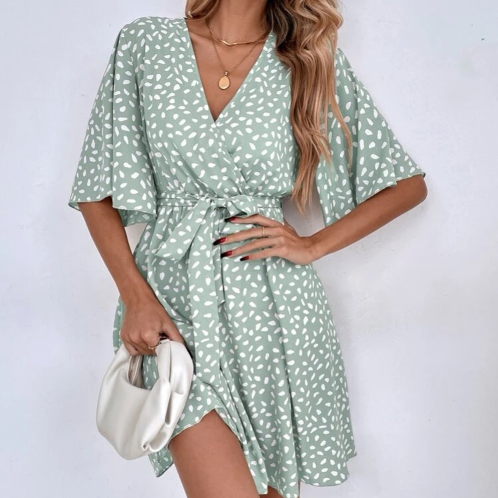 Boho ditsy floral butterfly sleeve belted mini dress